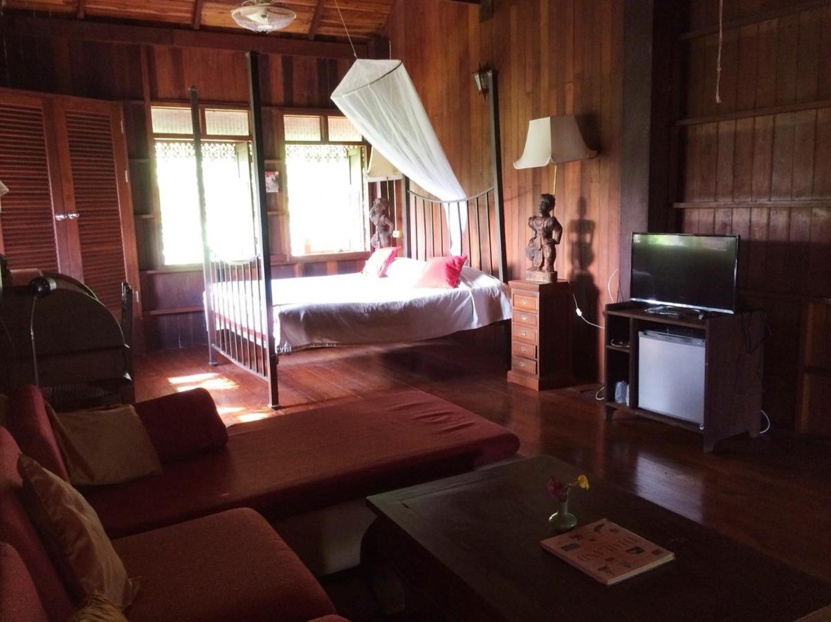 Ruen Thai Rim Haad Клаенг Экстерьер фото